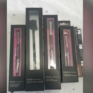 MUA brushes